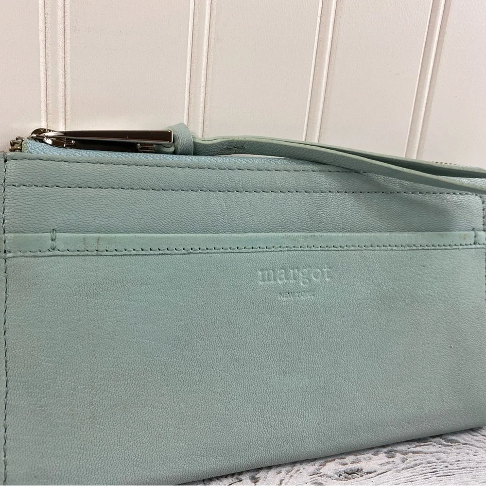 Margot Gabby Lt. Blue 100% Leather‎ Wristlet Wallet